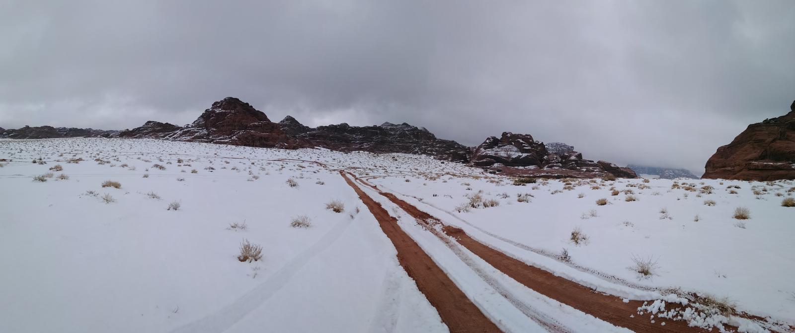 Snow-covered desert in Saudi Arabia, where snowfall occasionally transforms arid landscapes into rare winter scenes,. (Source: Shutterstock)